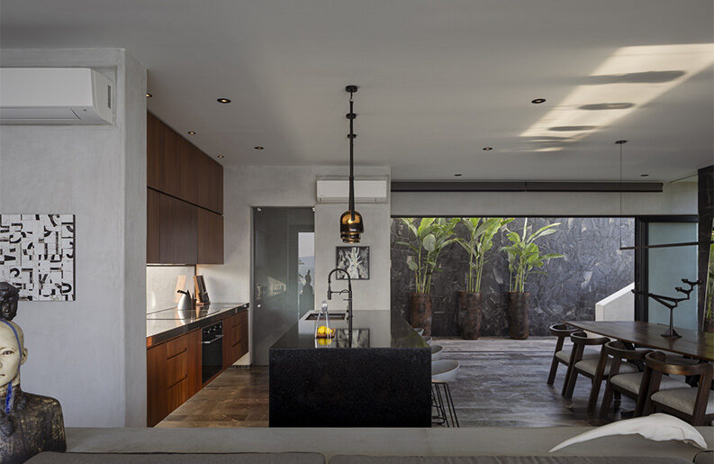 Casa Sombras by Seiro Arquitectos