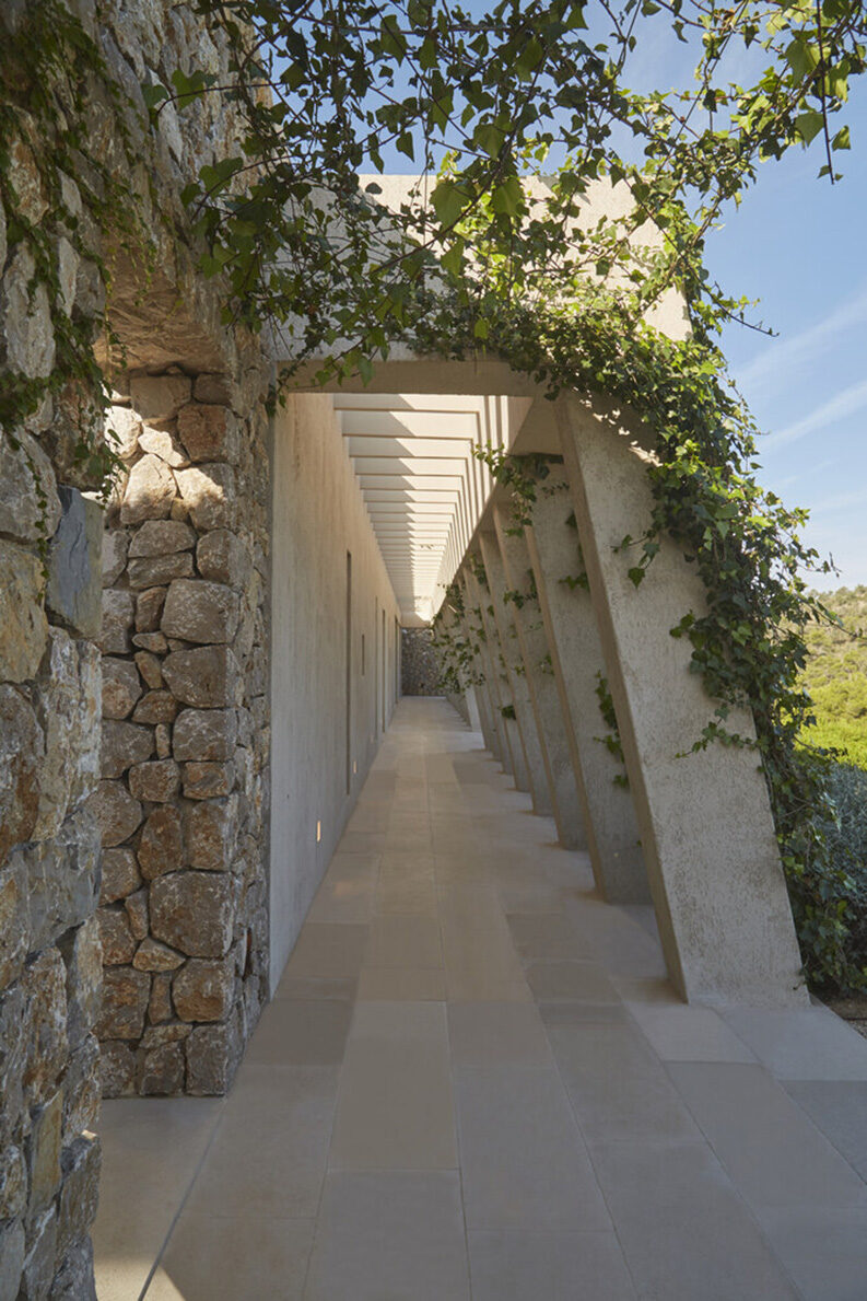 Casa Son Llodrà by Bastidas Architecture