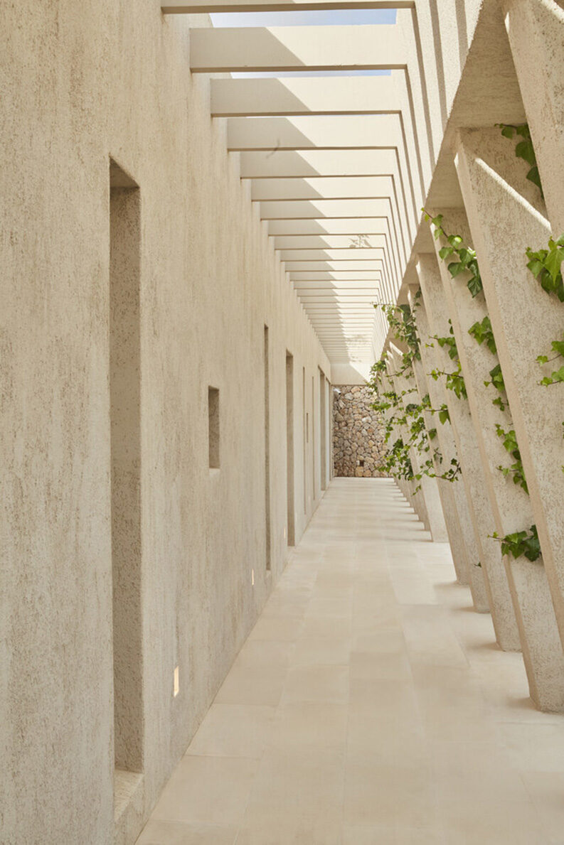 Casa Son Llodrà by Bastidas Architecture