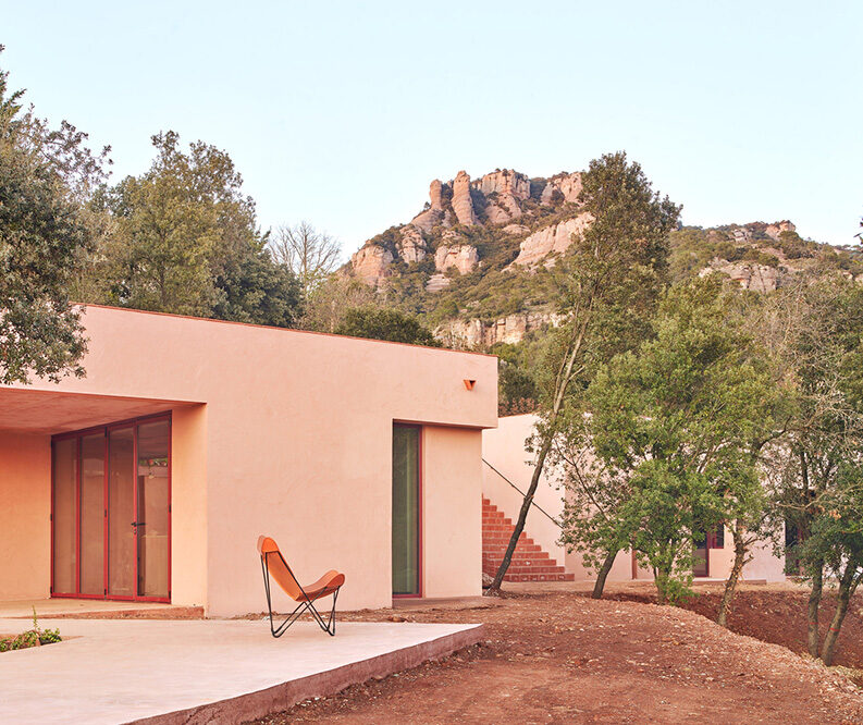 Casa Sota la Mola by TwoBo arquitectura