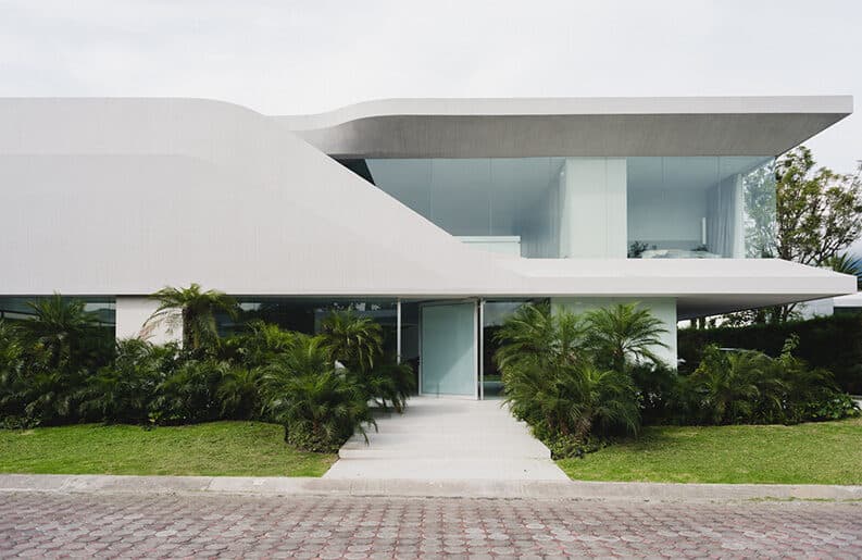 Casa TA by Estudio Felipe Escudero