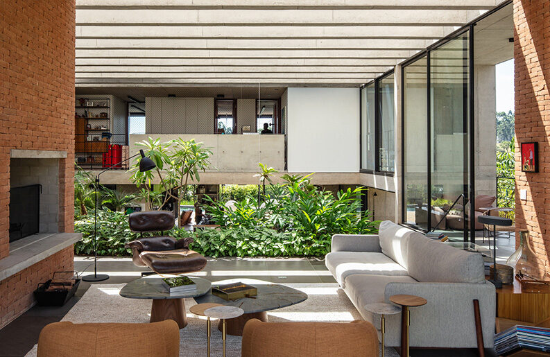 Casa TG by Obra Arquitetos