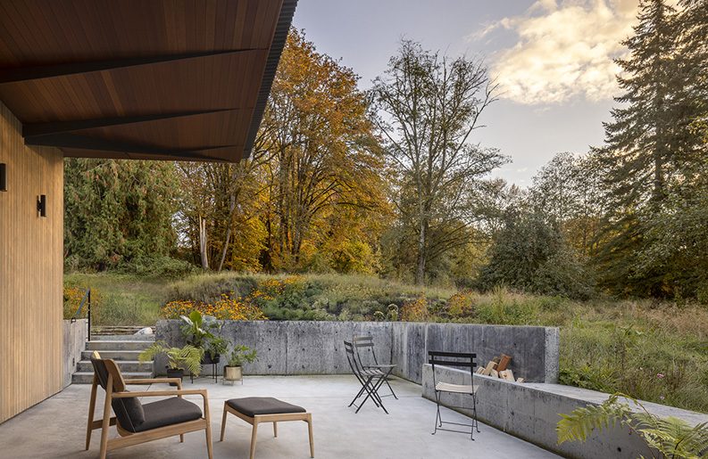 Casa Taller French Creek by Wittman Estes