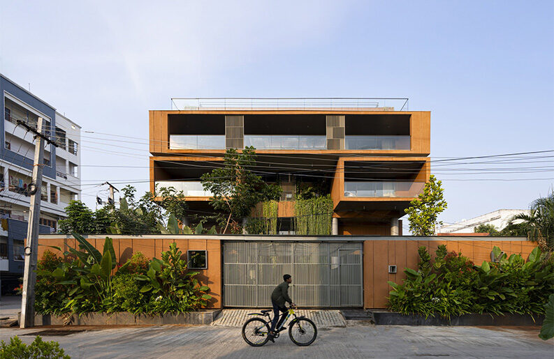Casa T(errakota) by Spacefiction Studio