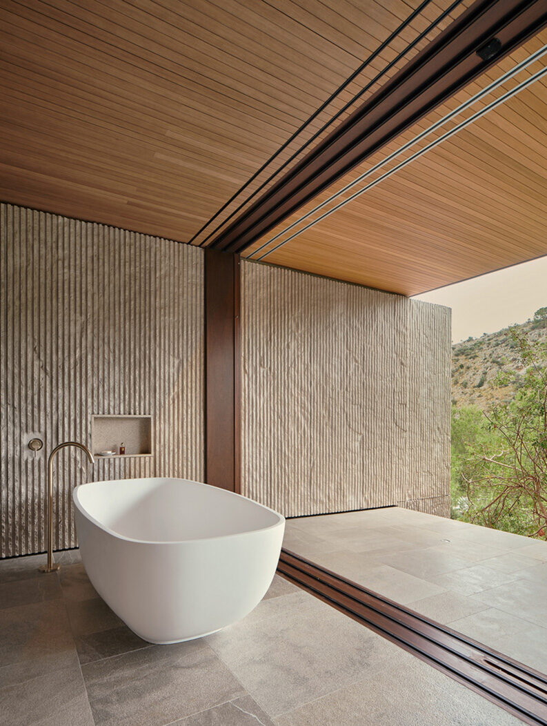 Casa Tramuntana by OHLAB