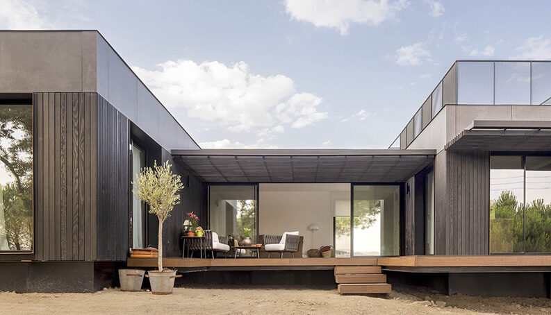 Casa Tres Patios by ROOM2030