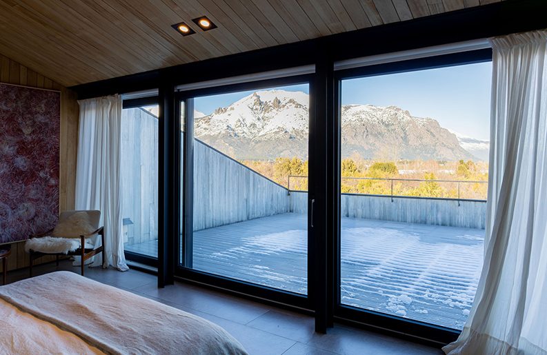 Casa UAN by Alric Galindez Arquitectos