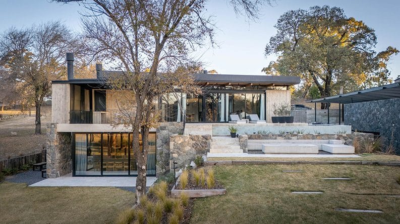 Casa Unpuente by Paolini Arquitectos