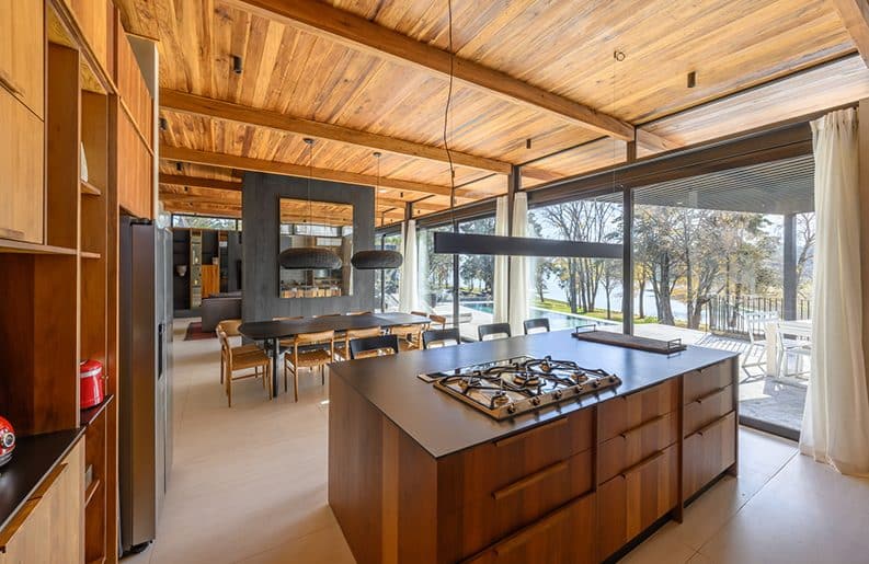 Casa Unpuente by Paolini Arquitectos