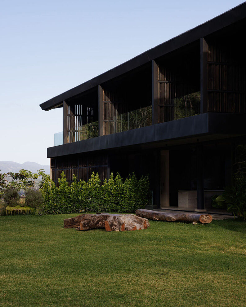 Casa VO by Desangles Abreu Arquitectos & Arkina