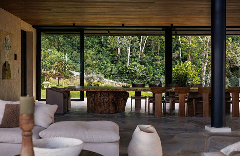 Casa VO by Desangles Abreu Arquitectos & Arkina