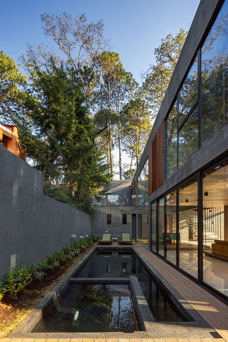 Casa Valle by Brag arquitectos