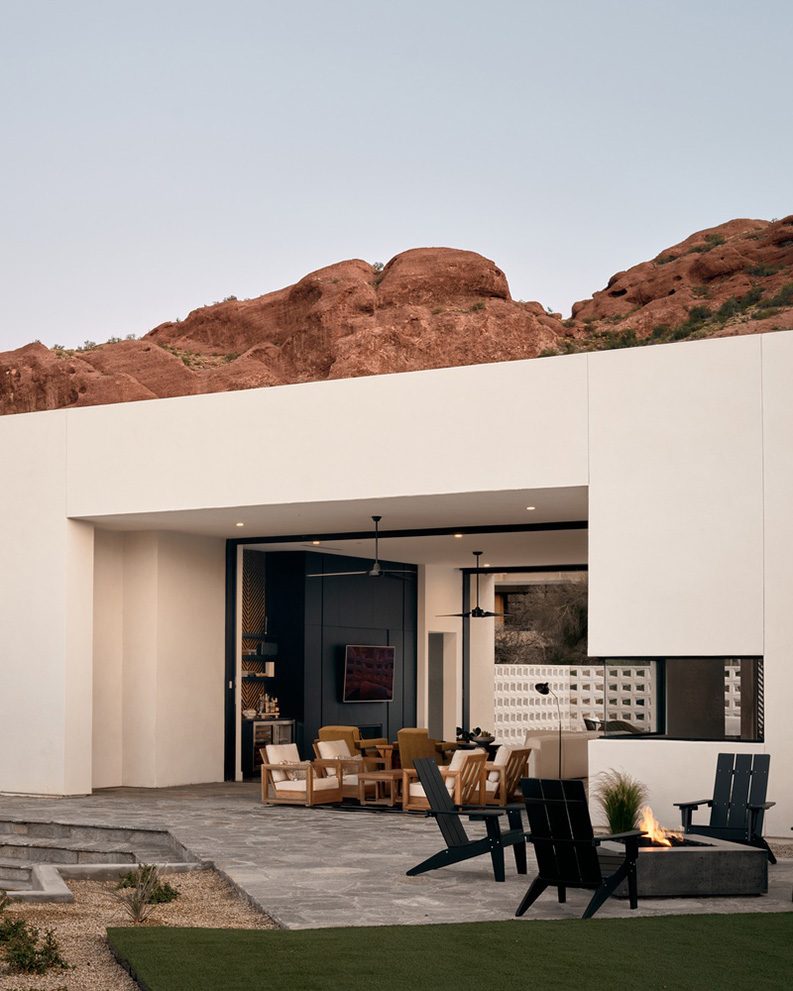 Casa White Dates by The Ranch Mine