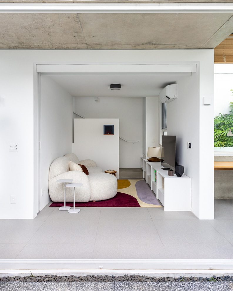 Casa Yano by Peninsula Arquitetura, Sanpo Arquitetura