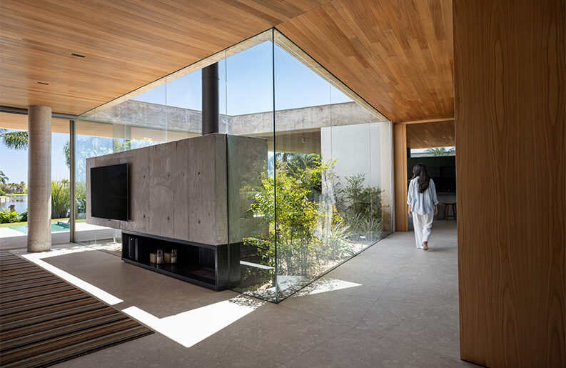 Casa Zimbro by Stemmer Rodrigues Arquitetura