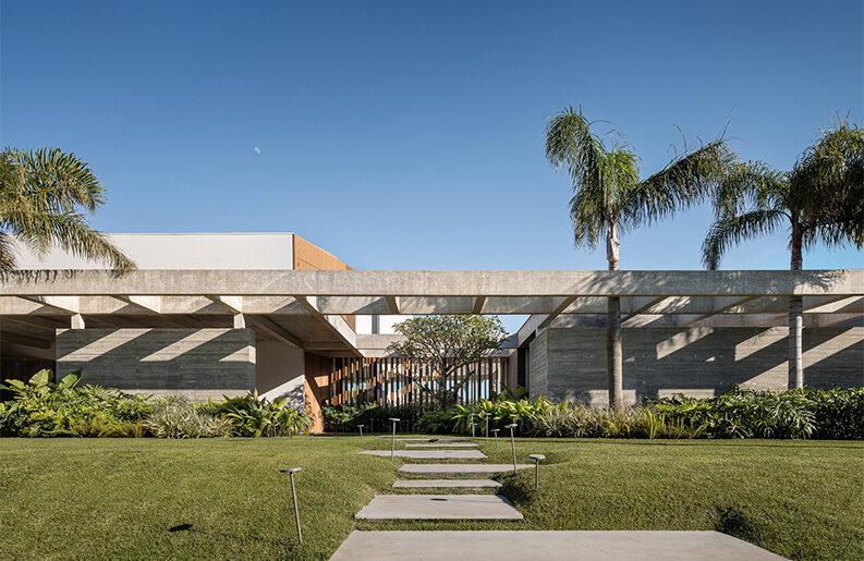 Casa Zimbro by Stemmer Rodrigues Arquitetura
