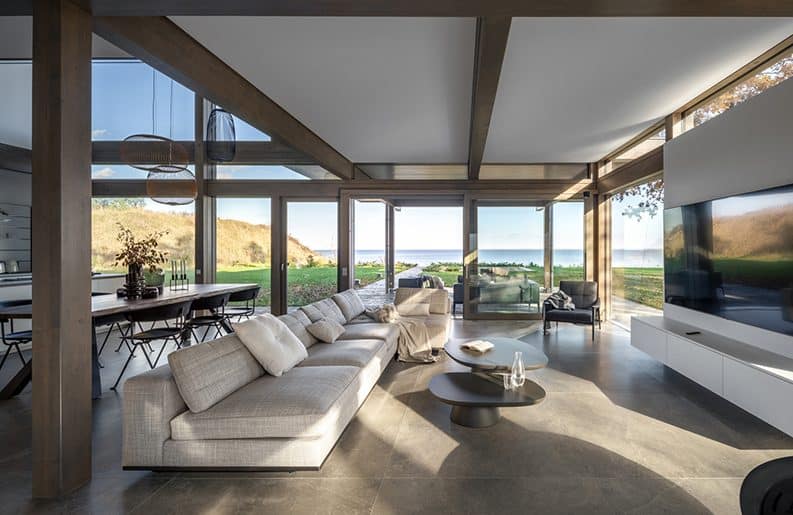 Casa bosque by Karlikova Architects