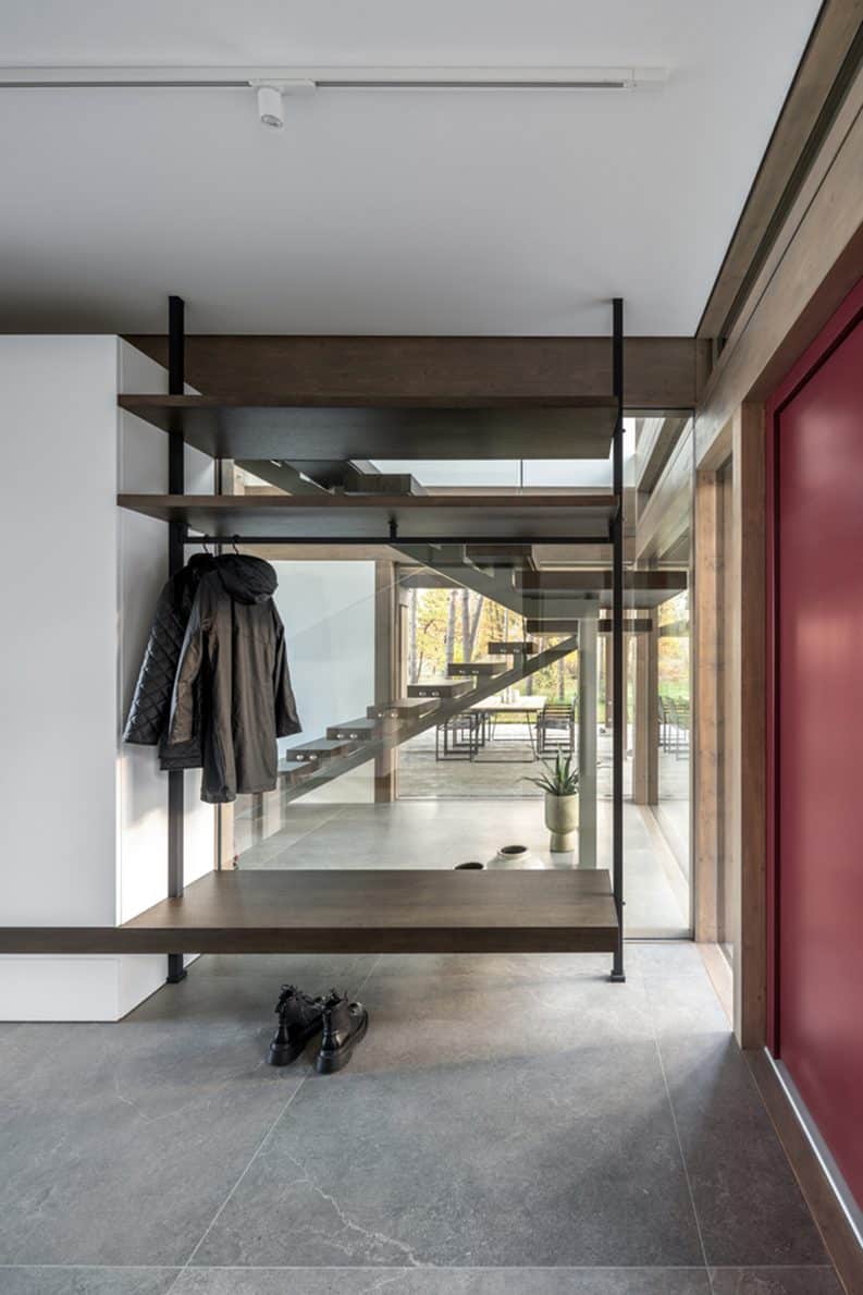 Casa bosque by Karlikova Architects