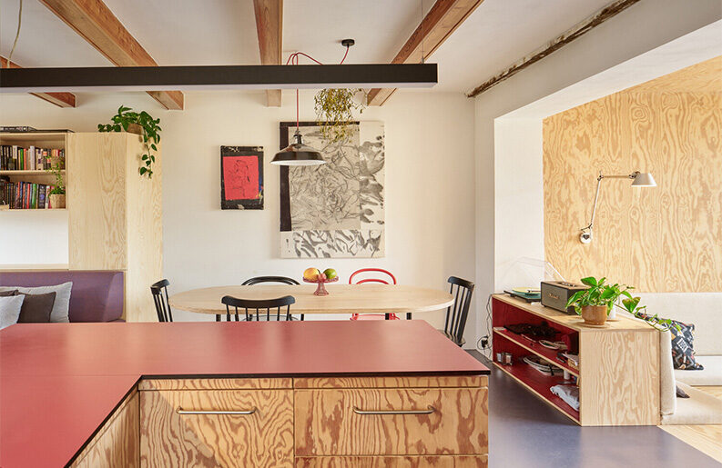 Casa con ampliación roja by Facha architekti