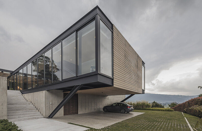 Casa de Acero by Alto Arquitectura