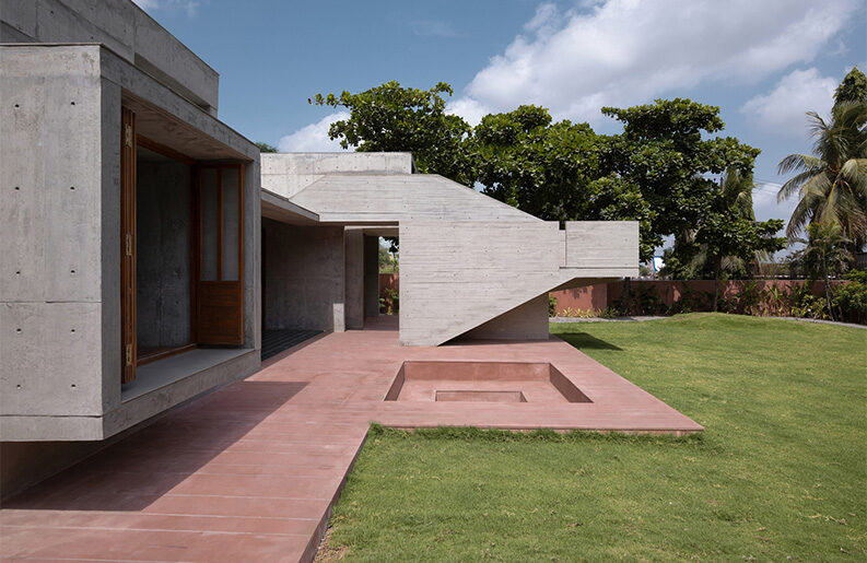 Casa de Campo Monástica by ROOMOOR