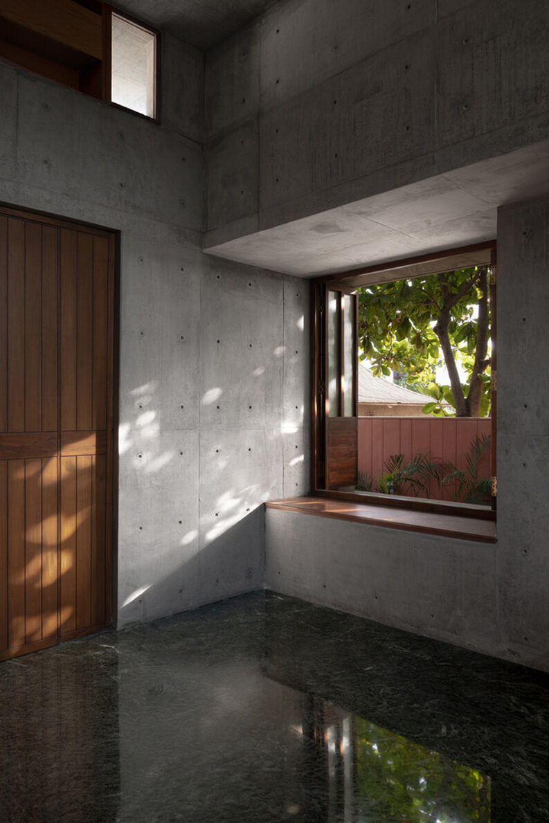 Casa de Campo Monástica by ROOMOOR