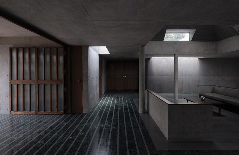 Casa de Campo Monástica by ROOMOOR