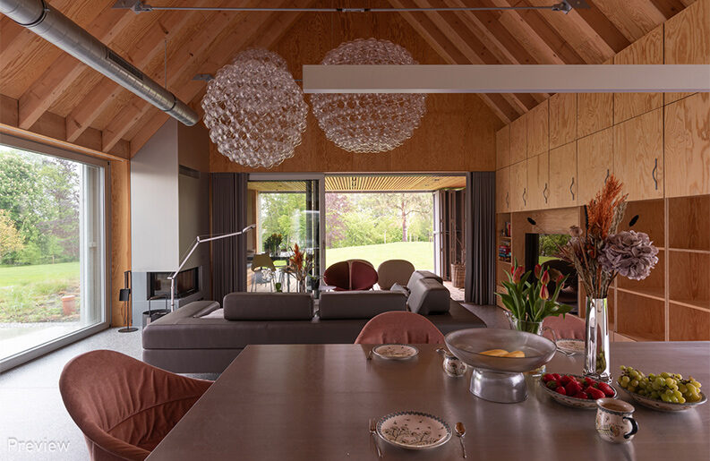 Casa del Lago by Ultra Architects