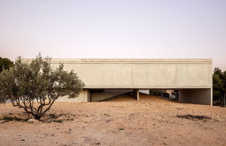 Casa detrás de un muro, La Mirateca, Alejandro Gómez Vives Fotografía de Arquitectura 