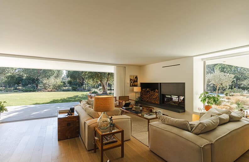 Casa en Quinta do Perú by GSS arquitectos