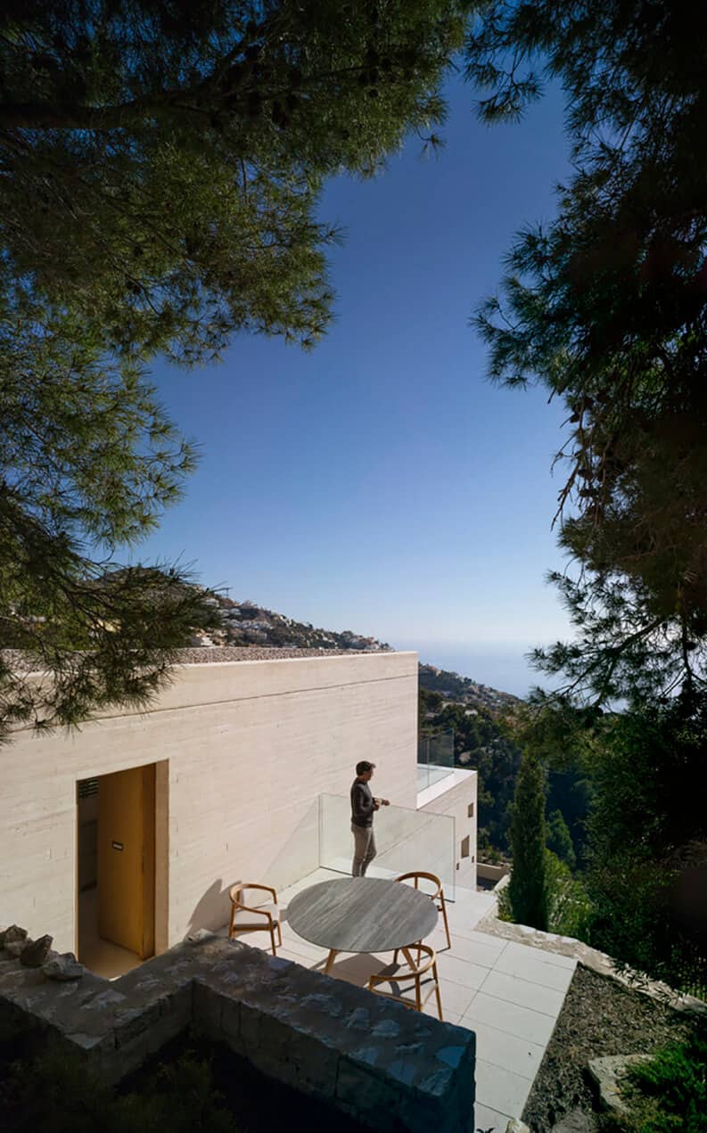 Casa en Voladizo, eneseis Arquitectura, yes studio