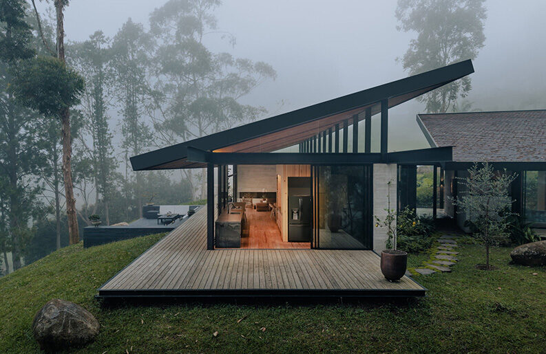 Casa en el Embalse by Obranegra Arquitectos