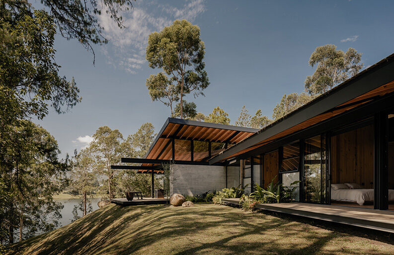 Casa en el Embalse by Obranegra Arquitectos