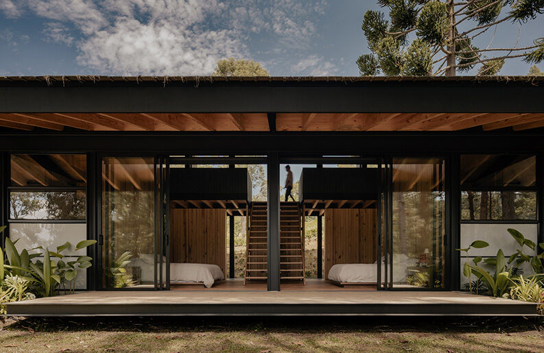 Casa en el Embalse by Obranegra Arquitectos