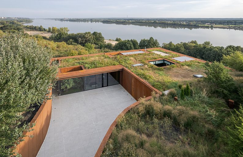 Casa en la Pendiente by 77 Studio architecture