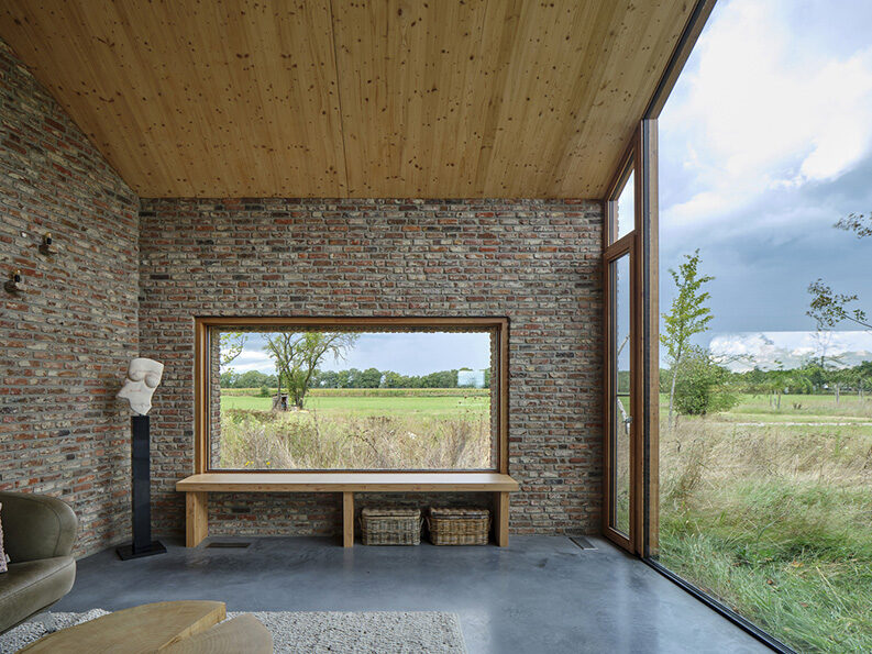 Casa en la Pradera by Team Tonbo
