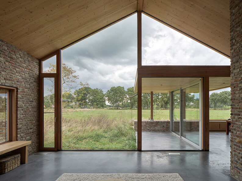 Casa en la Pradera by Team Tonbo
