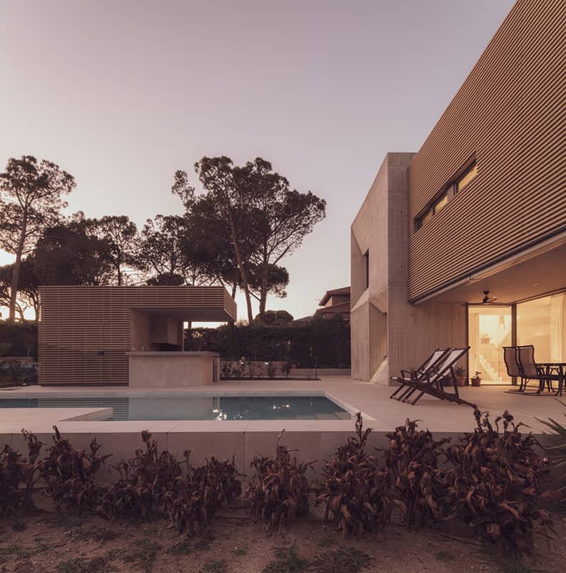 Casa silos 8, Mariano Molina Iniesta, Alberto Amores