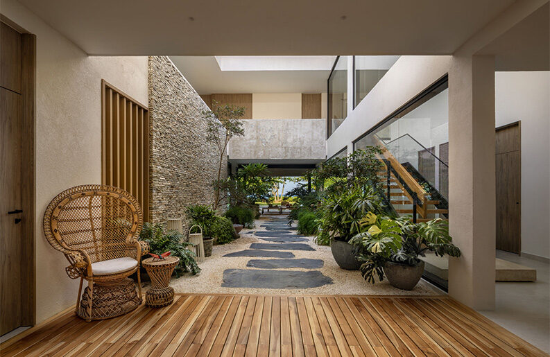 Casaluna by Anarquitectura