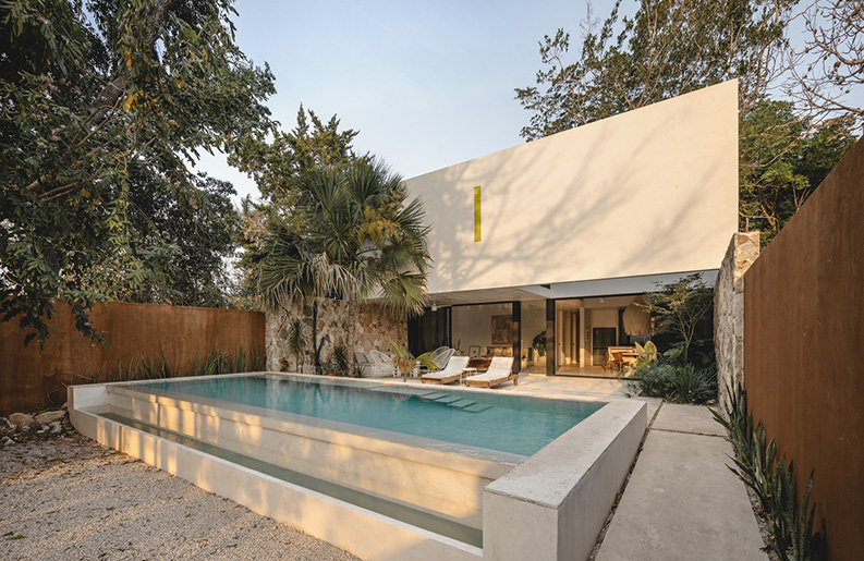 Casa–Estudio Monica Rezman by TACO