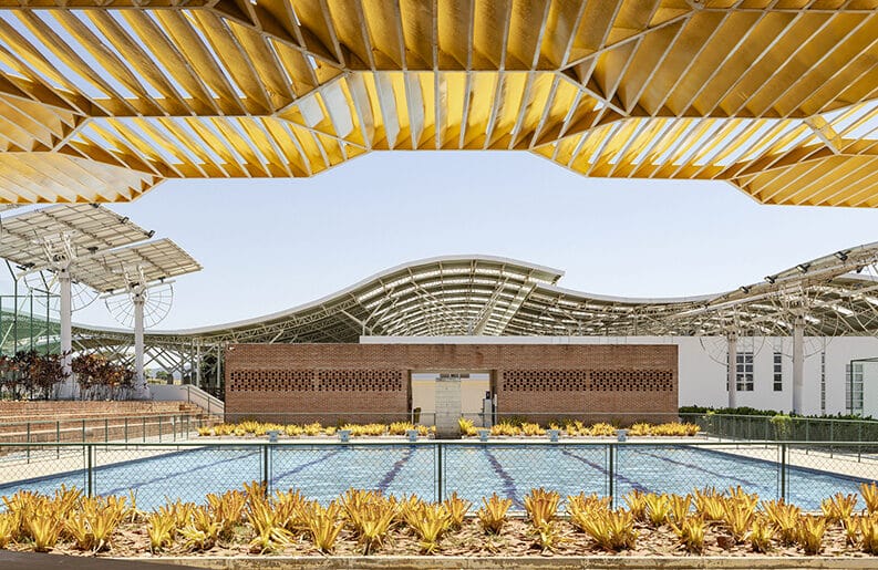 Centro Deportivo Unileão by Lins Arquitetos Associados