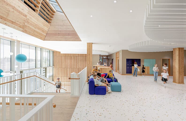Colegio Josef Schwarz by Behnisch Architekten