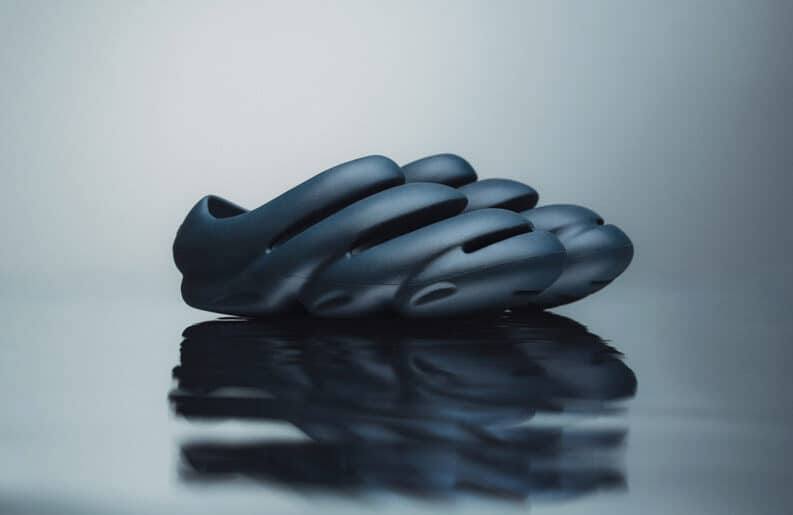 Crocs presenta Roy, su diseño más audaz