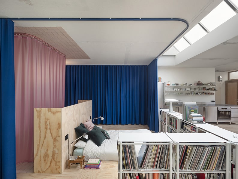 Departamento Molaire, BUREAU, Dylan Perrenaud