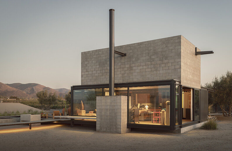 El Grove Family Home by Olson Kundig