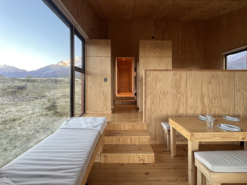 El Refugio de la Oveja by SAA Arquitectura + Territorio