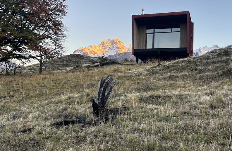 El Refugio de la Oveja by SAA Arquitectura + Territorio