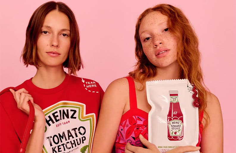 Estilo y Sabor. Kate Spade New York y Heinz se unen en una colección  que rinde homenaje a la cultura pop y al gusto por lo auténtico