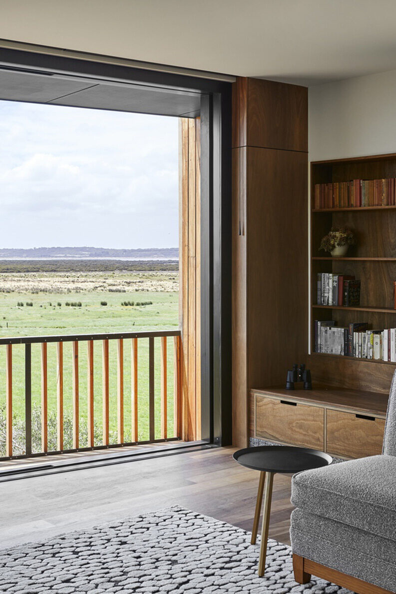 Hide House by MRTN Architects