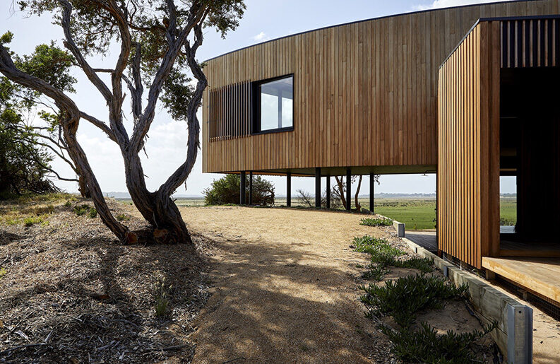 Hide House by MRTN Architects